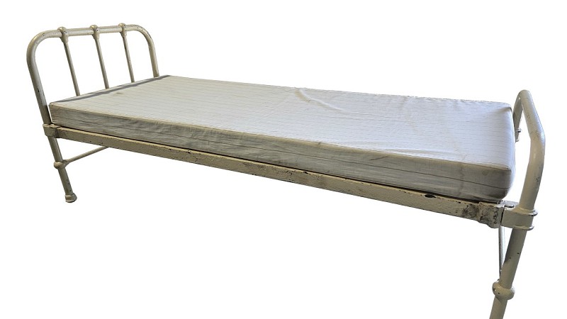 Period Cream Bed With Mattress